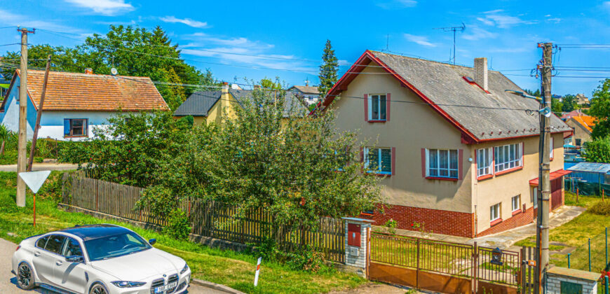 Prodej rodinného domu 350 m²,  pozemek 607 m², Netvořice – Benešov