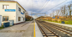 Prodej RD, 3+1. Po úpravách. Možnost půdní vestavby. Výborná dopravní dostupnost. Cerhenice.