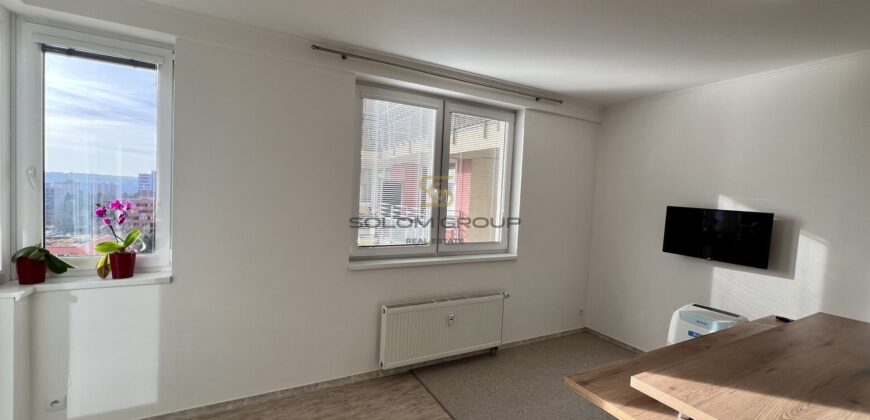 Pronájem bytu 2+kk 47 m²/lodžie 4m²,  + garážové parkovací stání. Po rekonstrukci. Praha 8 – Troja