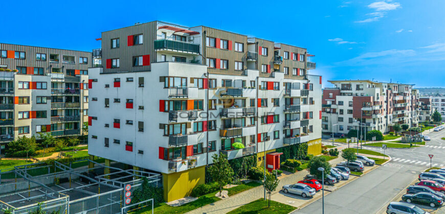 Prodej NOVÉHO bytu 1+kk/Balkon, 30 m² + parkovací stání. Novostavba. Praha 10.